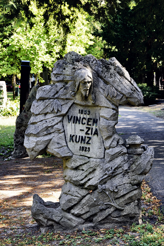 Ondrejsk cintorn - Hrobka Vincenzia Kunz