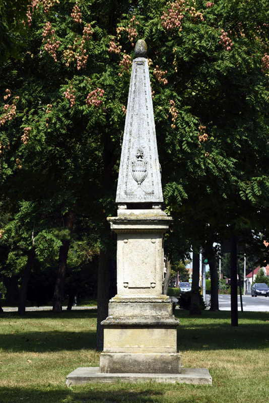 Obelisk rodiny Zichy